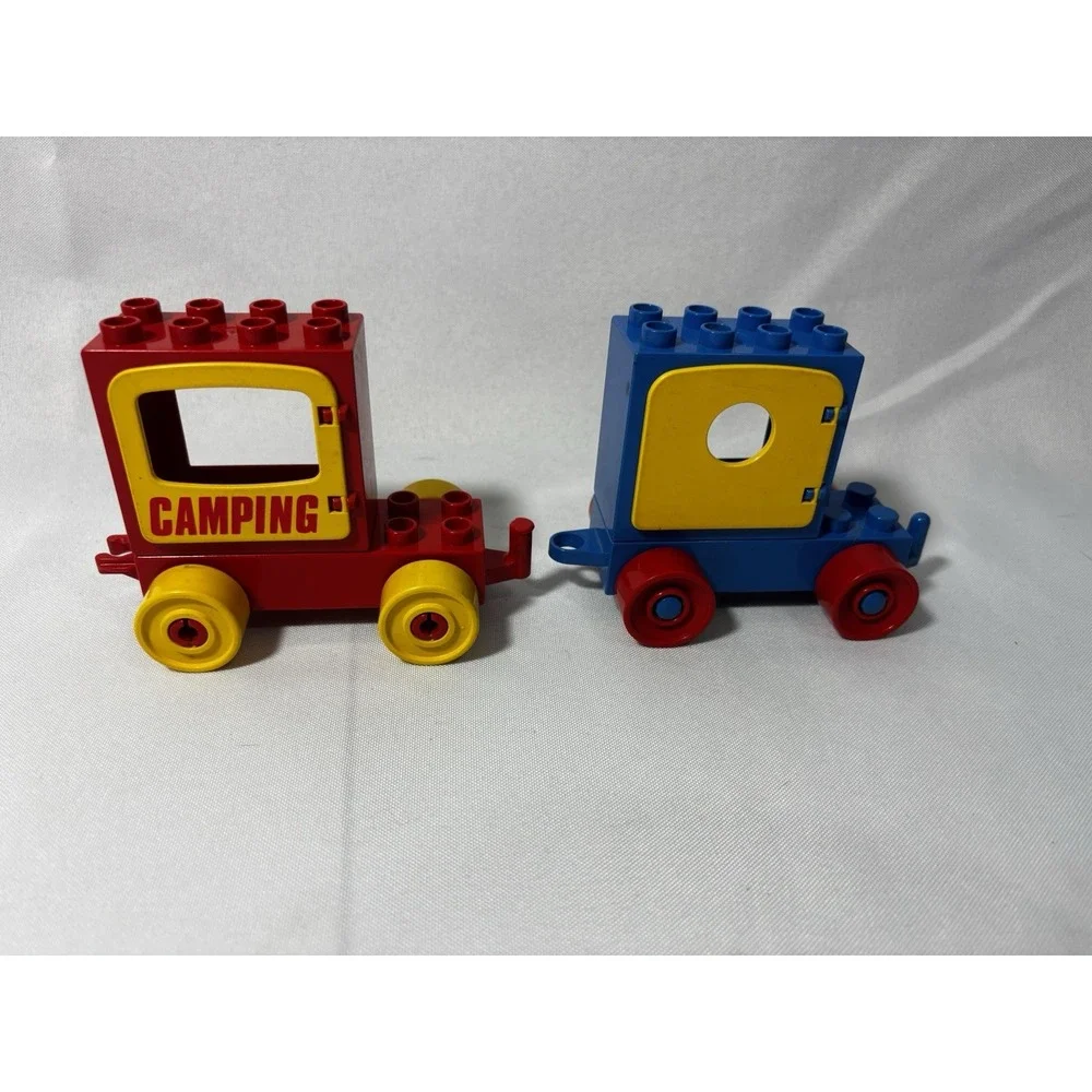 7 Lego Duplo Fire Chief, Police, Camping Cars‎ 2403 & 2402 Vintage